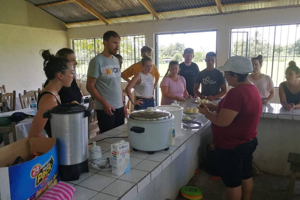 Un atelier cuisine chez Hilda et sa famille