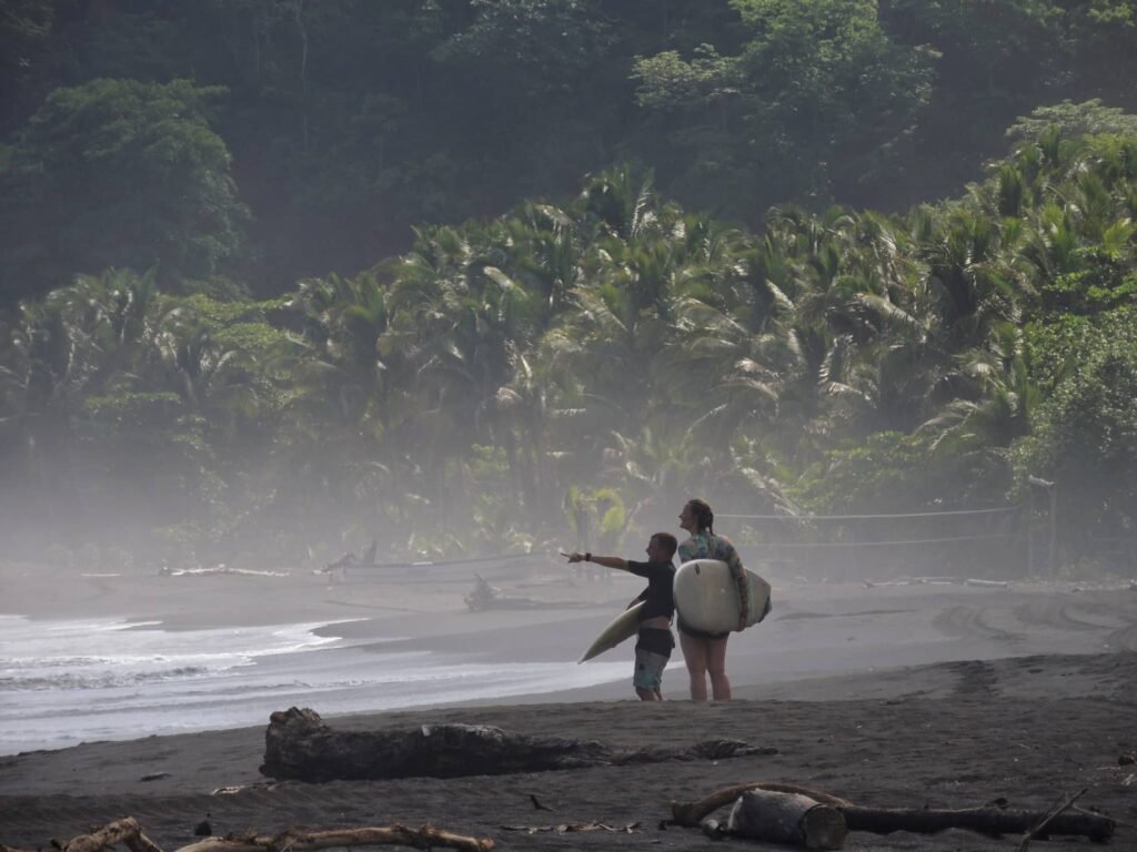 Initiation au surf sur la côte Pacifique!