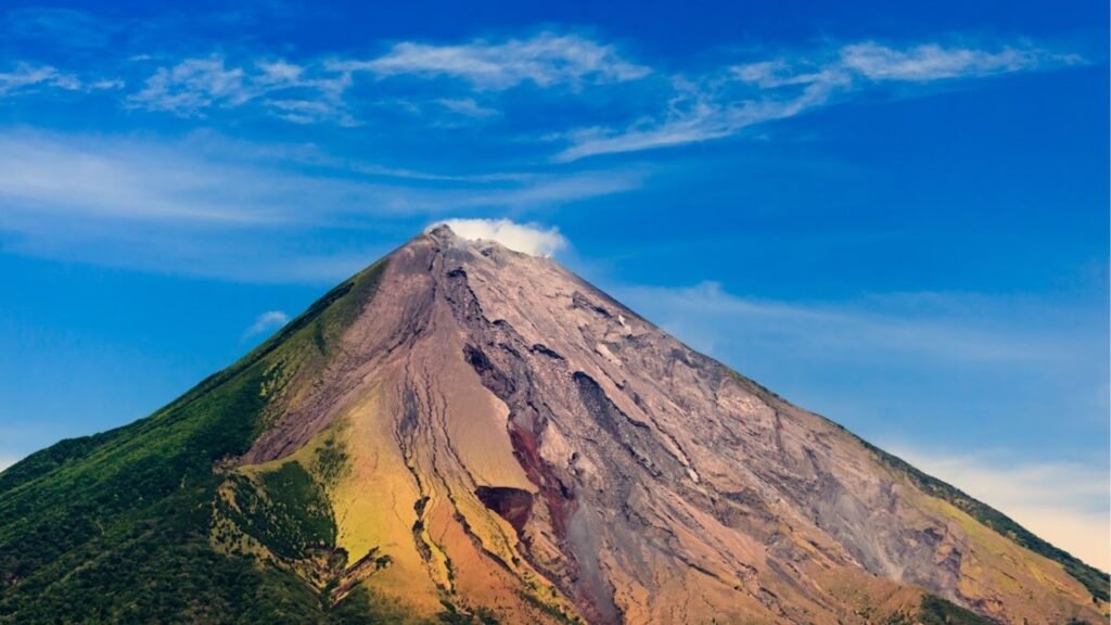 Ascension sportive du volcan Concepción