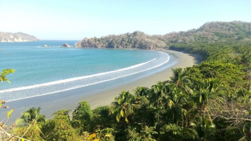 Tambor, entre jungle luxuriante et plages idylliques