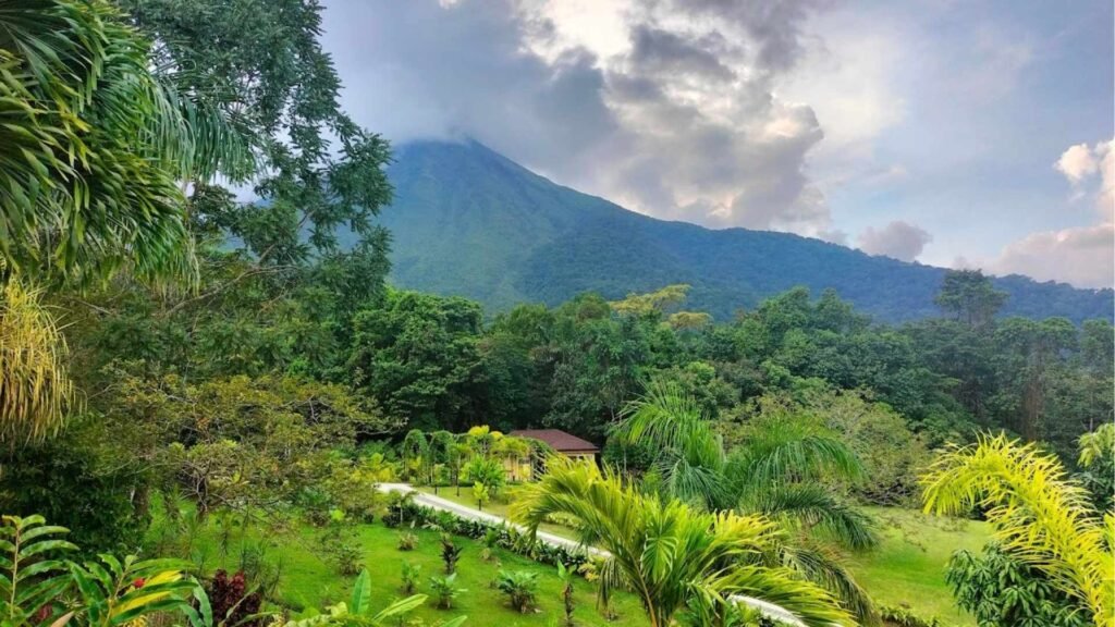 Volcan Arenal & La Fortuna, nature, aventure et sources chaudes